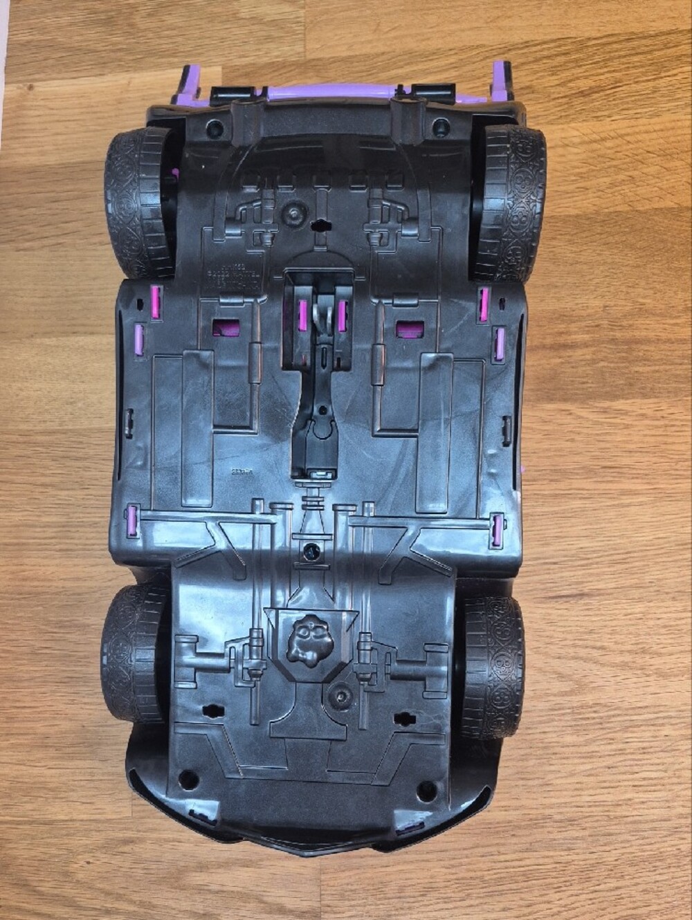 Monster High Car - Picture 3 of 5